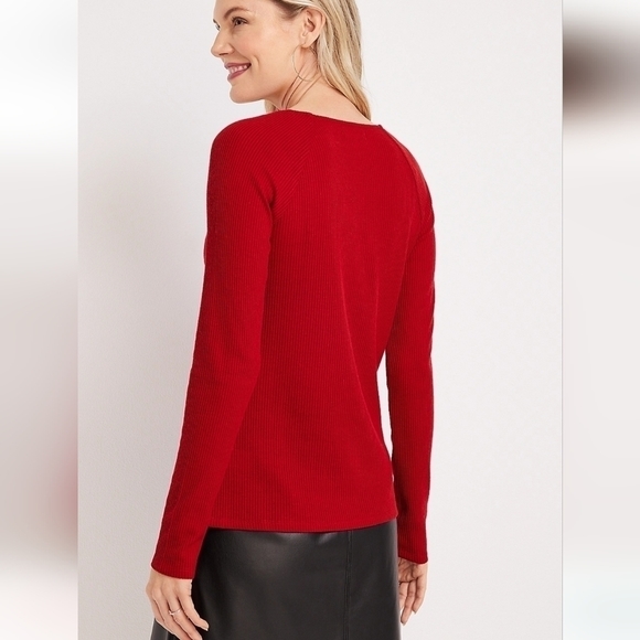 NWT MAURICES RIBBED KNIT CROSS FRONT TOP - Picture 3 of 6